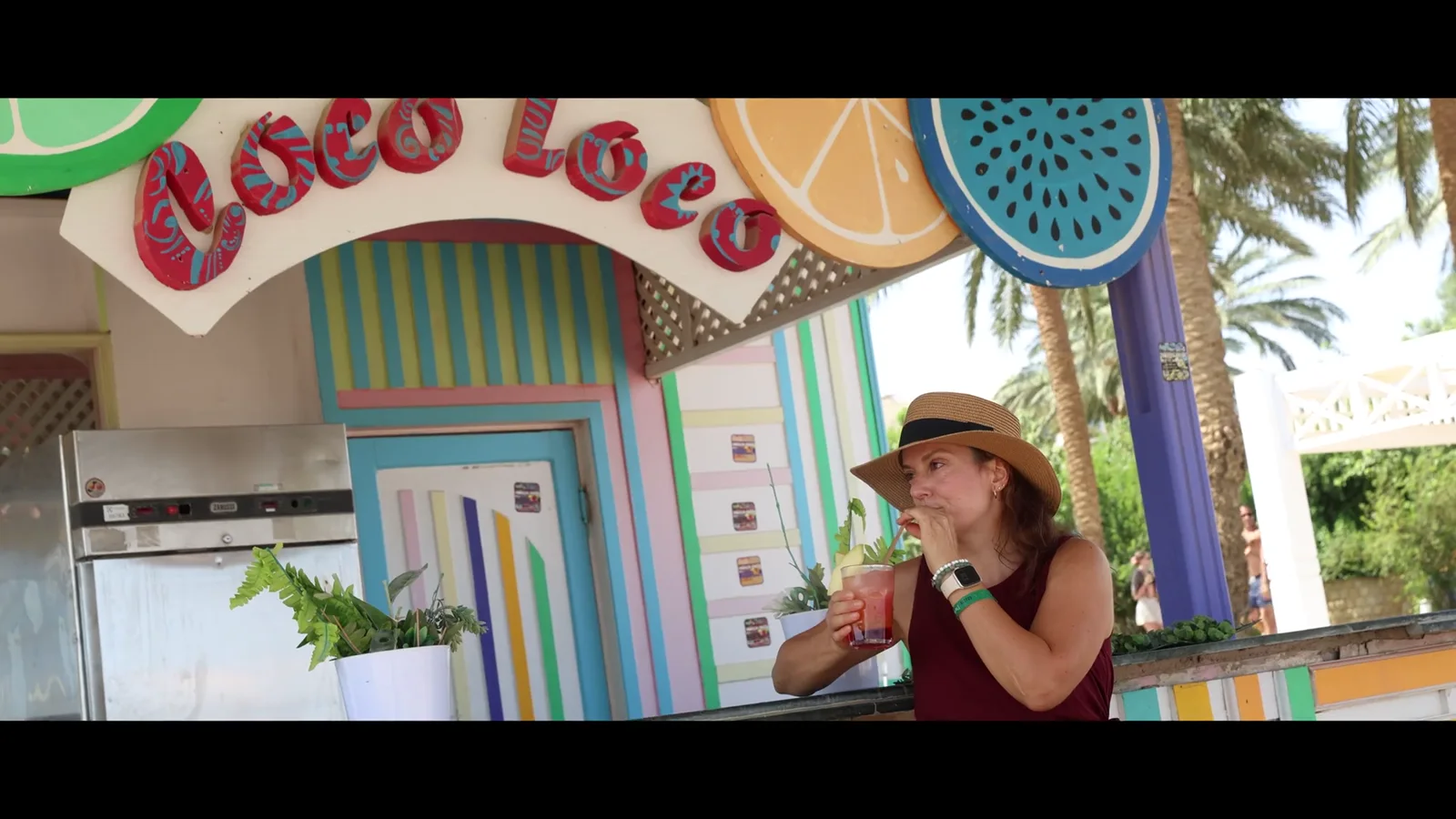 Guest arriving at the Sentido beach