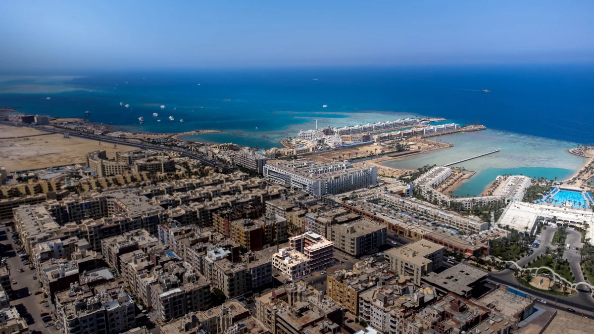 Aerial view of the neighbourhood and Red Sea coastline around Trenta Residence