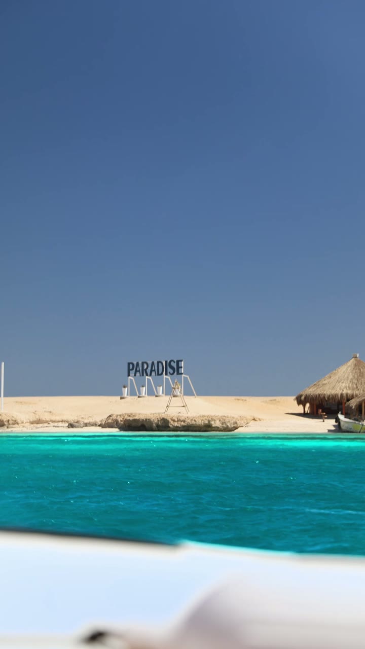 A Paradise Island stop during the MARO Red Sea trip
